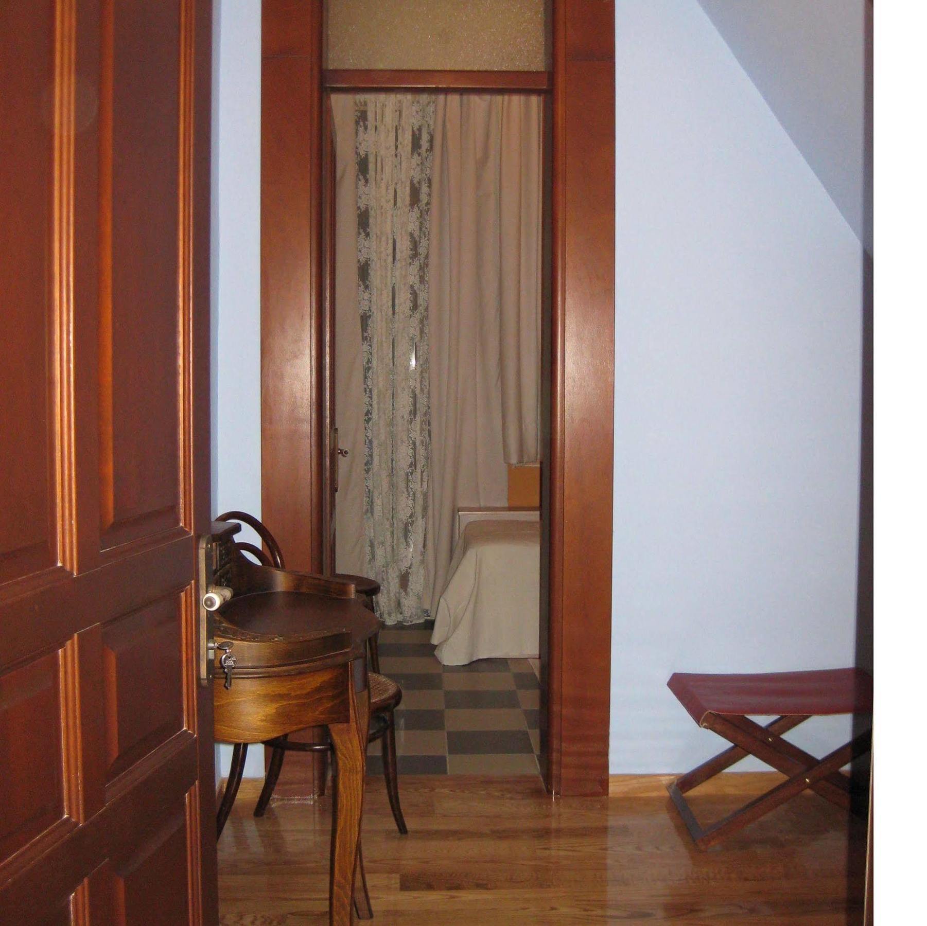 Traditional Hotel Ianthe Vessa Room photo